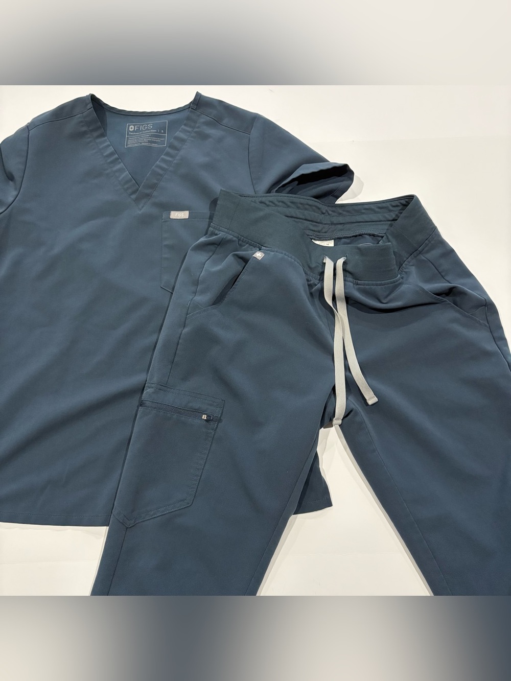 Figs Women's Scrub Set in Slate